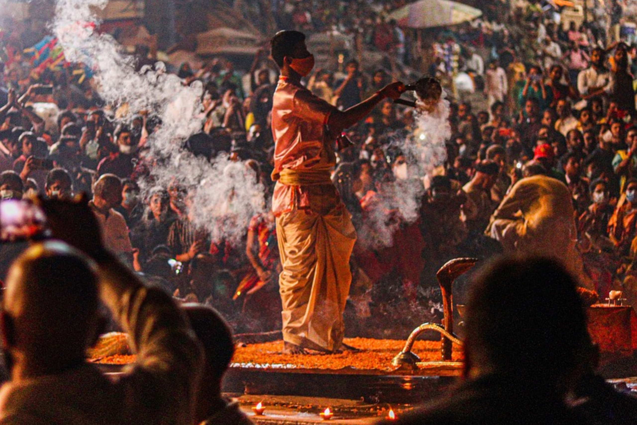 httpspanditji.acemindserver.comwp-contentuploads202508cute-indian-boy-dresses-as-lord-rama-with-bow-flowers-from-top-angle_1048944-14864681.avif (16)